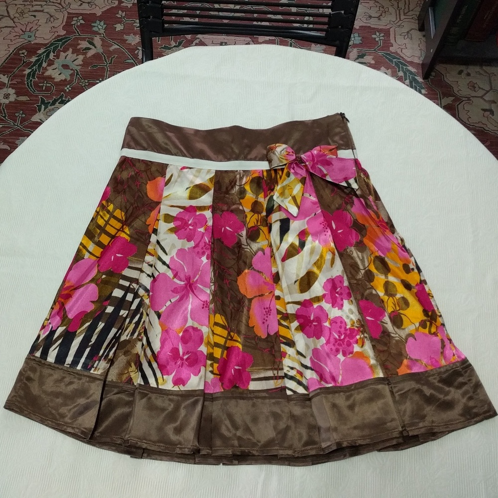 silky floral pleated a line skirt w/ bow
